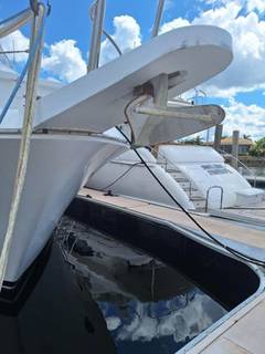 1988 VIKING Cockpit Motor Yacht "THE JOBSITE" photo 9