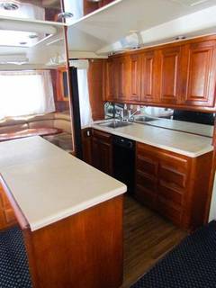 1990 VIKING 57 Convertible Sportfish "1990 VIKING 52 CONVERTIBLE SPORTFISH" photo 6