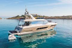 2016 PRESTIGE 680 Fly "BLUE M" photo 1