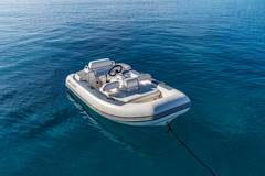 2016 PRESTIGE 680 Fly "BLUE M" photo 3