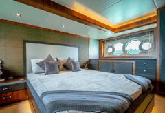 2012 MONTE CARLO YACHTS 65 MCY "2012 MONTE CARLO YACHTS 65 MCY" photo 5