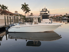 2015 CENTURY BOATS 3200 Center Console "2015 CENTURY 3200 CENTER CONSOLE" photo 1