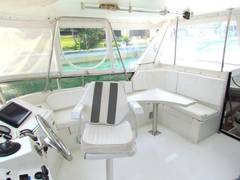 1997 HYATT 55 "1997 HYATT 55" photo 7