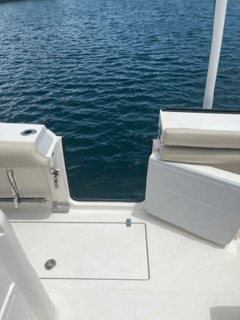 2016 COBIA 344 Center Console "2016 COBIA 344 CENTER CONSOLE" photo 7