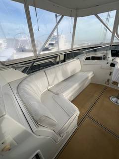 1998 HATTERAS 50 Sport Deck "SUMMER SOLSTICE" photo 7