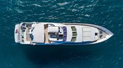 1999 AZIMUT YACHTS "ENDLESS SUN" photo 4