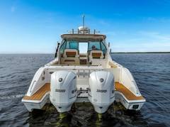 2019 PURSUIT BOATS DC 325 "2019 PURSUIT DC 325 DUAL CONSOLE" photo 2