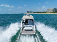 2018 FORMULA 31 Performance Cruiser "2018 31' FORMULA 31 PERFORMANCE CRUISER" photo 3