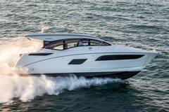 2016 SEA RAY 400 Sundancer "2016 40' SEA RAY 400 SUNDANCER" photo 1