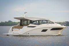 2016 SEA RAY 400 Sundancer "2016 40' SEA RAY 400 SUNDANCER" photo 5