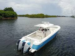 2015 INTREPID POWERBOATS INC. 375 Center Console "375 CENTER CONSOLE" photo 3