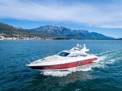 2009 AZIMUT YACHTS 68S "BLIND SQUIRREL" photo 2