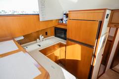 2008 POST YACHTS Convertible "JUNIOR 2" photo 3