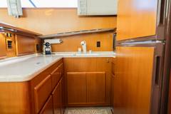 2008 POST YACHTS Convertible "JUNIOR 2" photo 4