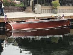 1940 CHRIS-CRAFT Deluxe Runabout "1940 CHRIS-CRAFT DELUXE RUNABOUT" photo 6
