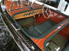 1940 CHRIS-CRAFT Deluxe Runabout "1940 CHRIS-CRAFT DELUXE RUNABOUT" photo 9