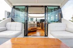 2016 TIARA YACHTS 44 Coupe "IT'S FOR YOU TOO" photo 5