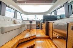 2016 TIARA YACHTS 44 Coupe "IT'S FOR YOU TOO" photo 6