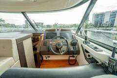 2016 TIARA YACHTS 44 Coupe "IT'S FOR YOU TOO" photo 7