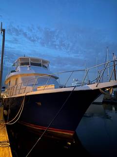 1994 HATTERAS 70 Cockpit Motor Yacht "LUMBER AWAY IV" photo 3