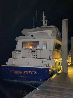 1994 HATTERAS 70 Cockpit Motor Yacht "LUMBER AWAY IV" photo 4