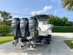 2014 MIDNIGHT EXPRESS POWERBOATS 37 Open "2014 MIDNIGHT EXPRESS 37 OPEN" photo 4