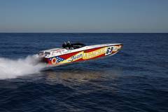 1985 APACHE 41 Race Done Aronow Design "1985 APACHE 41 RACE DONE ARONOW DESIGN" photo 3