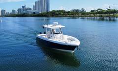 2018 EVERGLADES 335 Center Console "2018 EVERGLADES 335 CENTER CONSOLE" photo 3