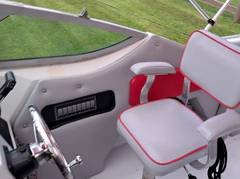 2014 BOSTON WHALER 315 Conquest "-" photo 4