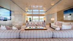 2010 ICON YACHTS "LOON" photo 9