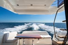 2019 PRESTIGE 420 "LIVING OUT LOUD" photo 6