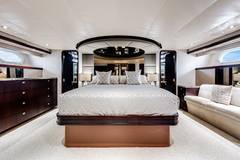 2002 WESTPORT Motor Yacht "AMICO" photo 2