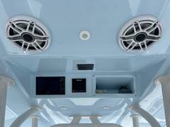 2021 YELLOWFIN Offshore "36 OFFSHORE" photo 5