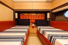 2011 AZIMUT YACHTS 70 "70" photo 8