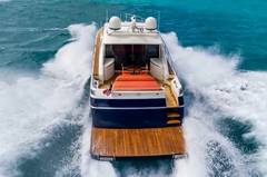 2009 UNIESSE 68 Sport Yacht "BELLA VITA" photo 5