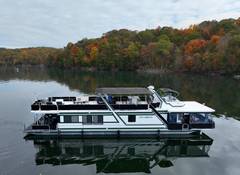 1996 SUMERSET HOUSEBOATS 82'x18' "IT'S A HOOT IV" photo 1