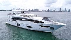 2017 AZIMUT YACHTS "2017 AZIMUT 30 METRI" photo 5