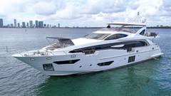 2017 AZIMUT YACHTS "2017 AZIMUT 30 METRI" photo 9