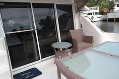 2000 SEA RAY 450 Express Bridge "SUNSET III" photo 7