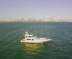 1980 HATTERAS LAMPHRE YACHTS CUSTOM "ADDISYN ANN" photo 2