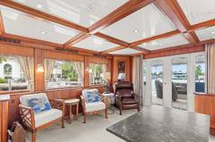 2006 PARAGON MOTOR YACHTS Cockpit Motor Yacht "SEAS TO SEE" photo 4