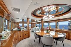 2005 HATTERAS 100 Raised Pilothouse "DANIELLE" photo 8
