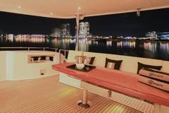 2026 JOHNSON 83' SKYLOUNGE W/FISHING COCKPIT "JOHNSON 83’ SKYLOUNGE W/FISHING COCKPIT" photo 9