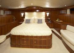 2027 JOHNSON RPH w/ON-DECK MASTER "JOHNSON 93 SKYLOUNGE" photo 8