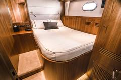 2026 JOHNSON Skylounge with Hydraulic Platform "JOHNSON 80' SKYLOUNGE W/HYDRAULIC PLATFORM" photo 8