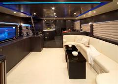 2026 JOHNSON Skylounge w/Fishing Cockpit "JOHNSON 80’ SKYLOUNGE W/FISHING COCKPIT" photo 2