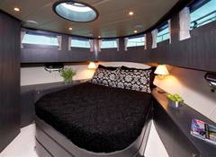 2026 JOHNSON Skylounge w/Fishing Cockpit "JOHNSON 80’ SKYLOUNGE W/FISHING COCKPIT" photo 4