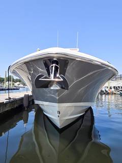 2017 BOSTON WHALER "BOSTON WHALER OUTRAGE" photo 4