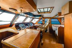 1986 WESTPORT/CHRISTENSEN Cockpit Motor Yacht "SERENITY" photo 8