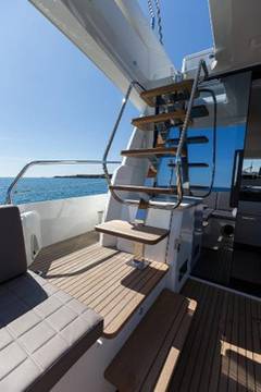 2018 PRESTIGE 520 "AURA" photo 6